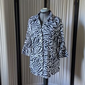 Black&white, animal print, button down, 3/4 sleeves blouse